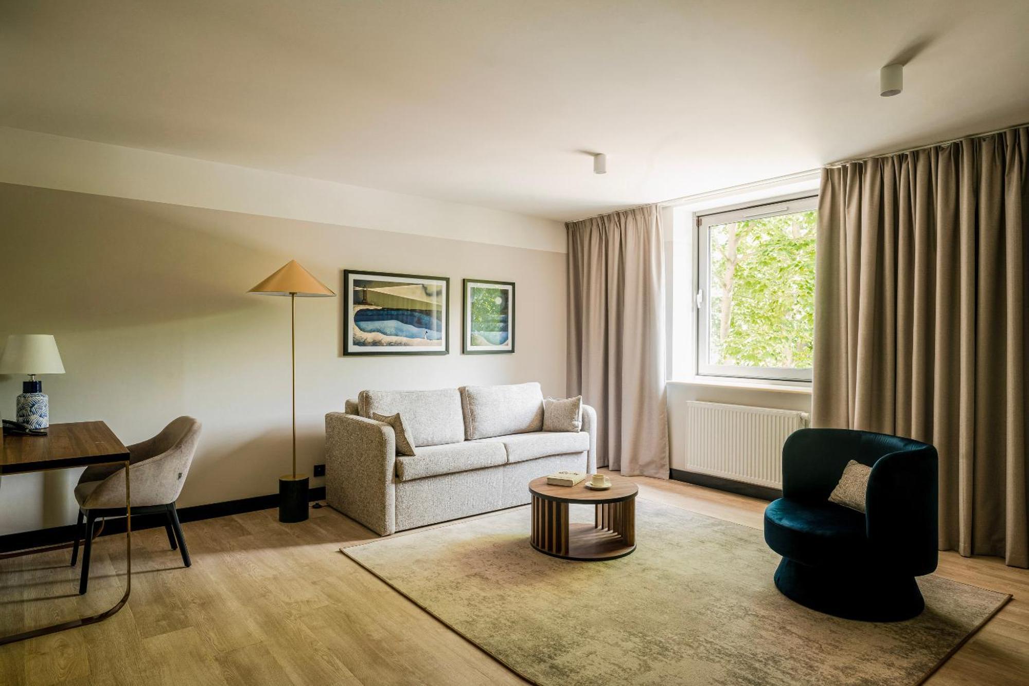 Royal Tulip Sand كولوبرزيغ المظهر الخارجي الصورة A suite at the Hotel de la Poste