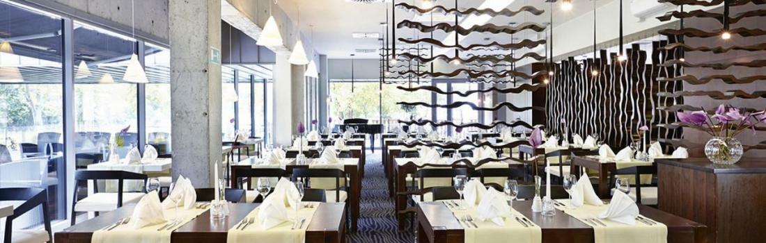 Royal Tulip Sand كولوبرزيغ المظهر الخارجي الصورة Restaurant
